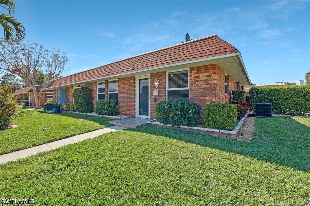 2710 Arbutus St. #B1, Naples, FL 34112