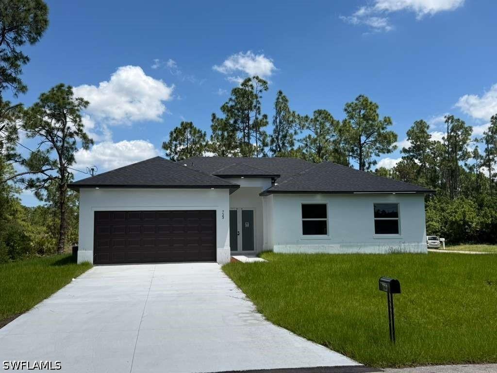723 Epps Brown St., Lehigh Acres, FL 33974