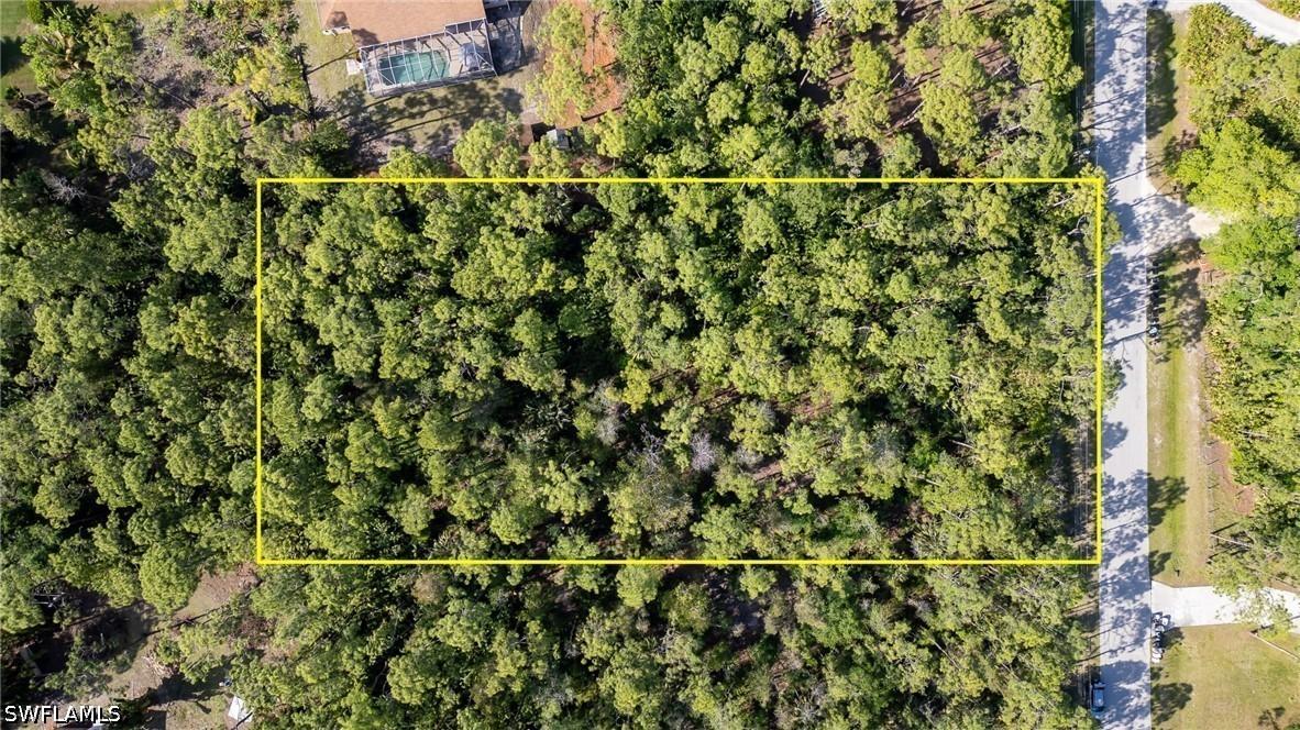 25188 Papillion Dr., Bonita Springs, FL 34135