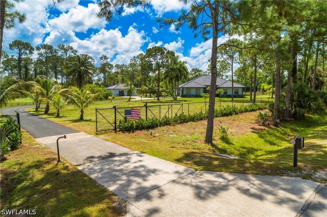 66th St., Naples, FL 34105
