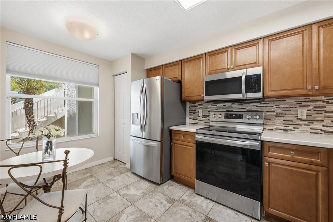 6670 Huntington Lakes Cir. #104, Naples, FL 34119