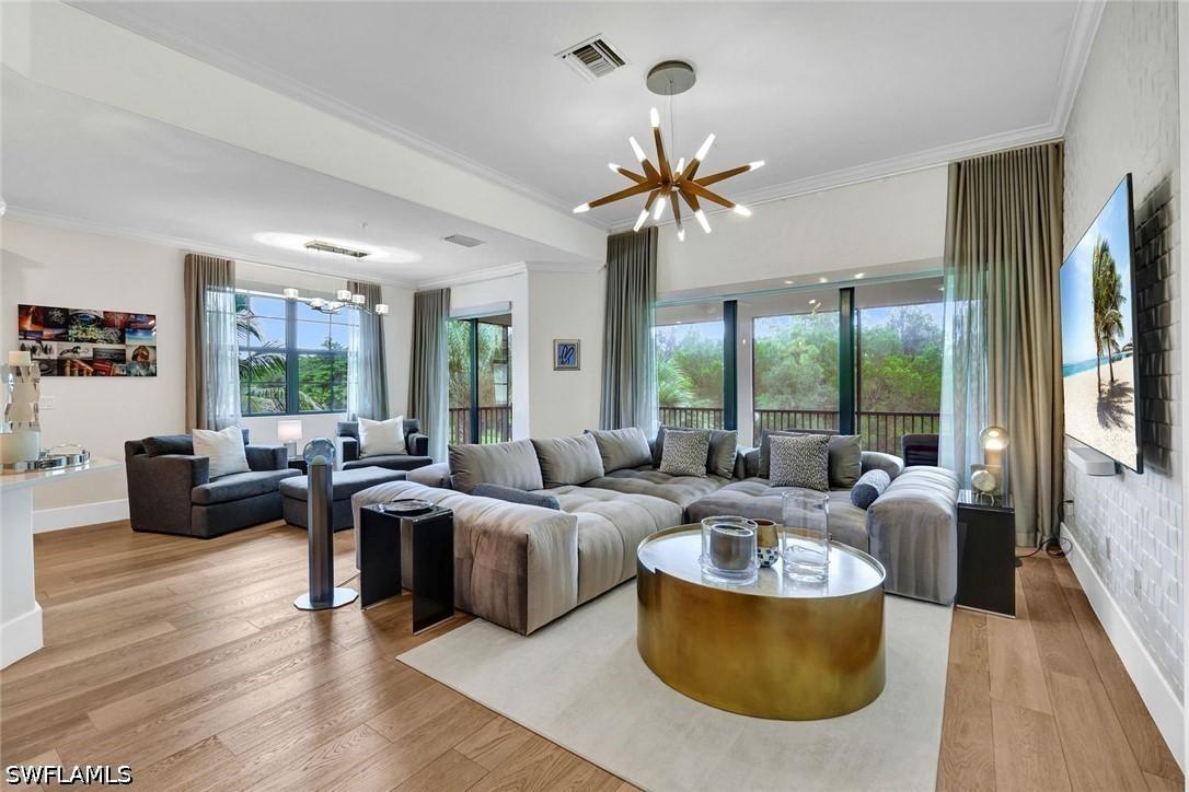 16356 Viansa Way #201, Naples, FL 34110