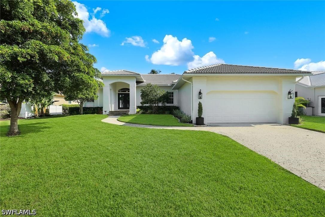 8748 S Lake Cir., Fort Myers, FL 33908