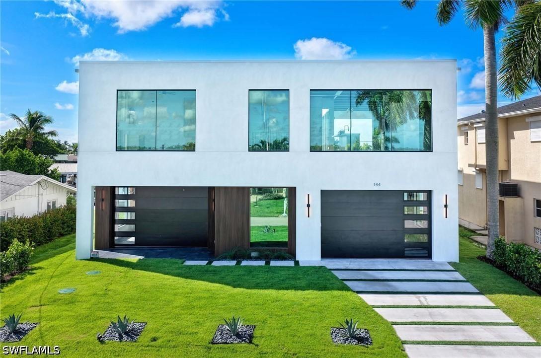 144 Pago Pago Dr., Naples, FL 34113