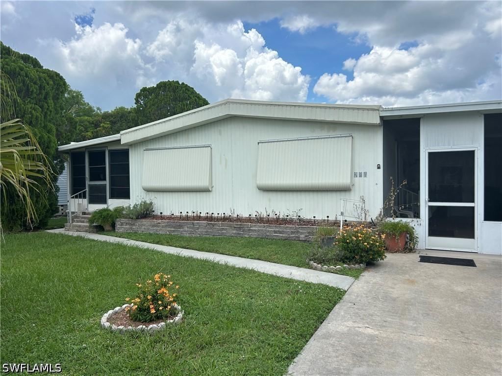 281 Lime Key Ln. #140, Naples, FL 34114