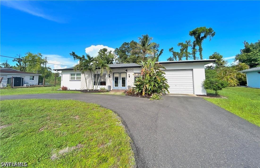 8512 Fordham St., Fort Myers, FL 33907