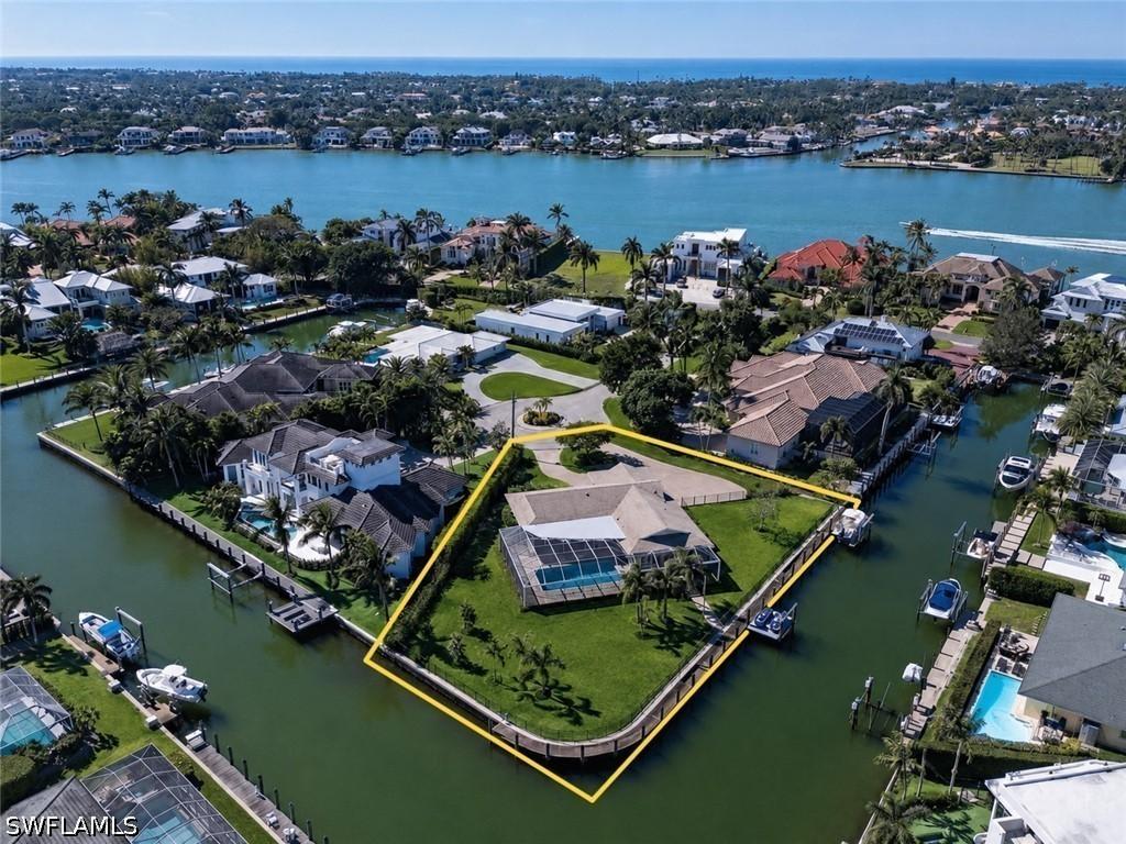 2185 Trout Ct., Naples, FL 34102