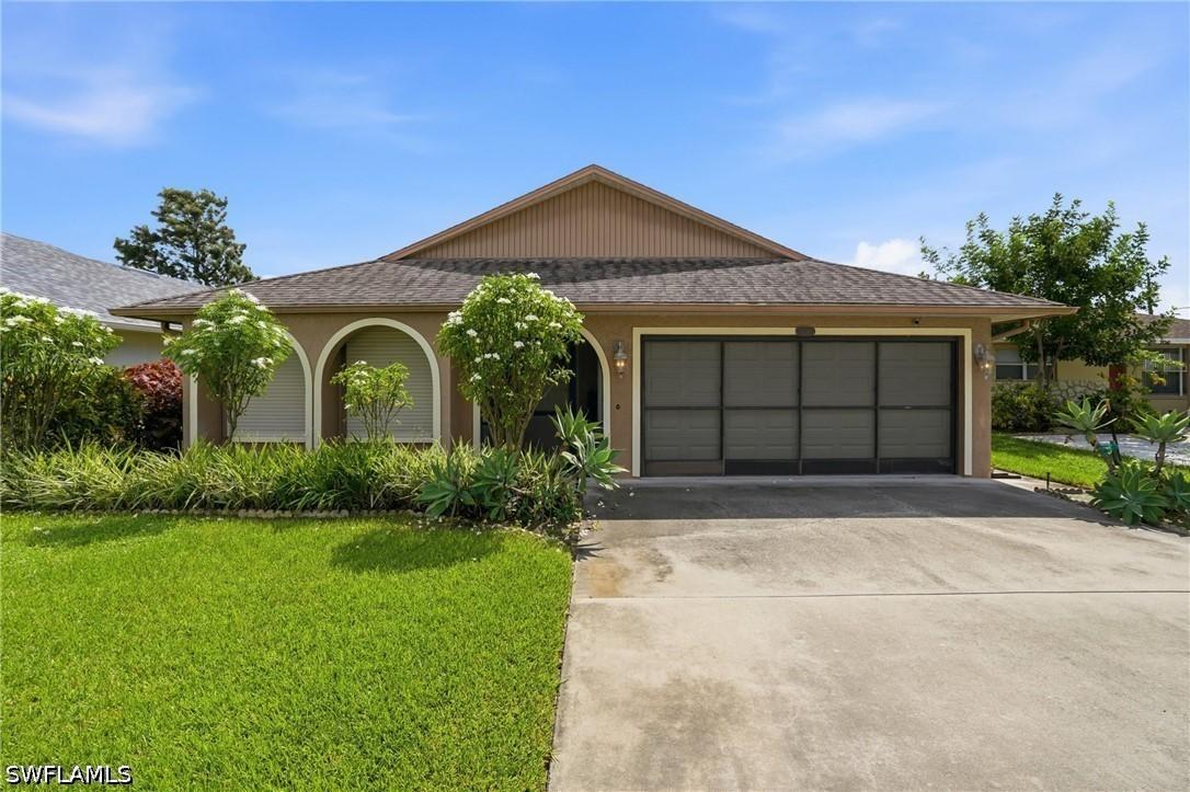 714 107th Ave., Naples, FL 34108