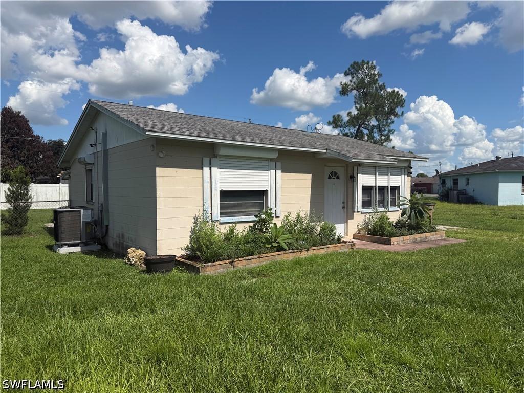 1008 Gerald Ave., Lehigh Acres, FL 33936
