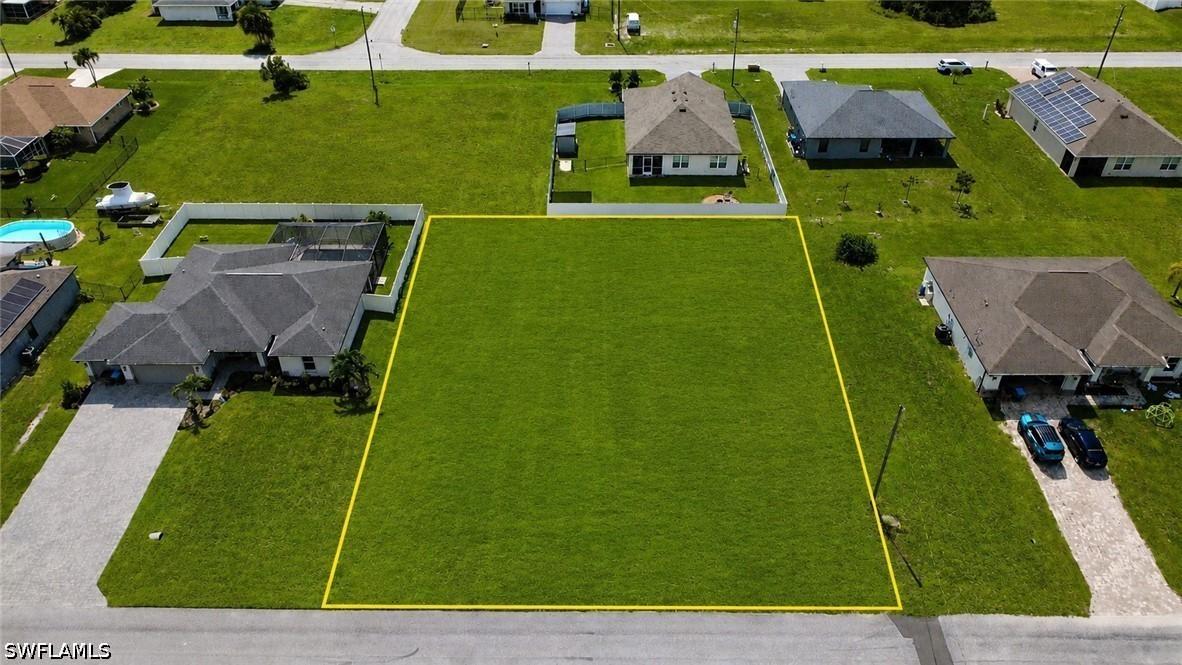 1922 NW 9th Pl., Cape Coral, FL 33993