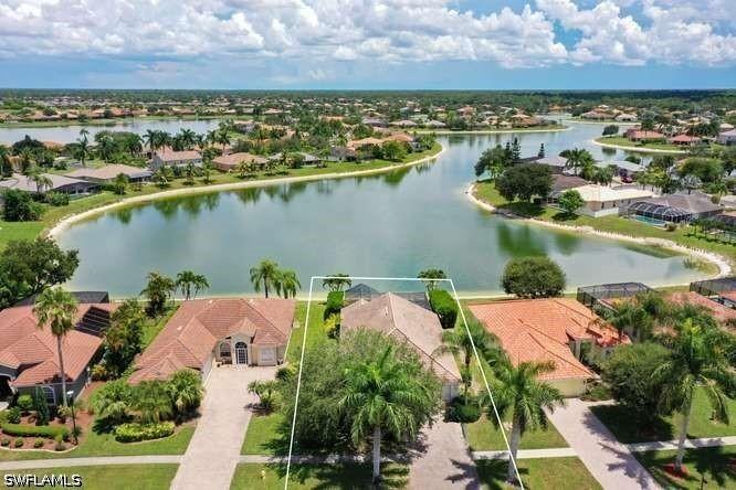 2940 Orange Grove Tr., Naples, FL 34120