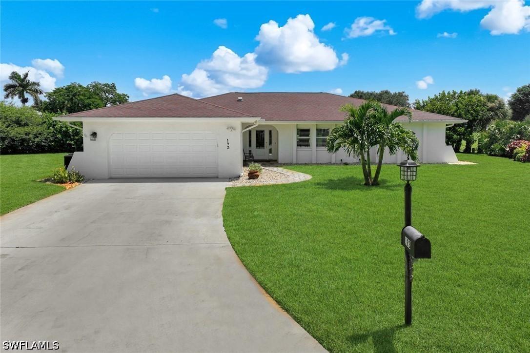 193 Heather Grove Ln., Naples, FL 34113