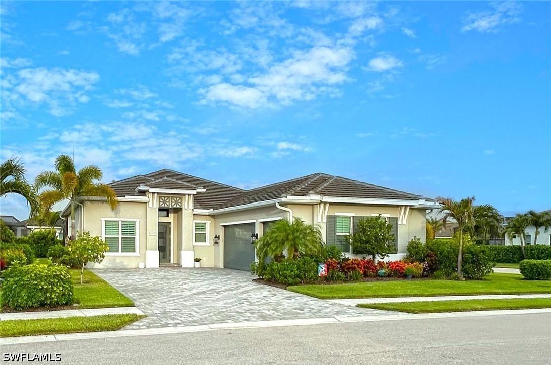 8986 Redonda Dr., Naples, FL 34114