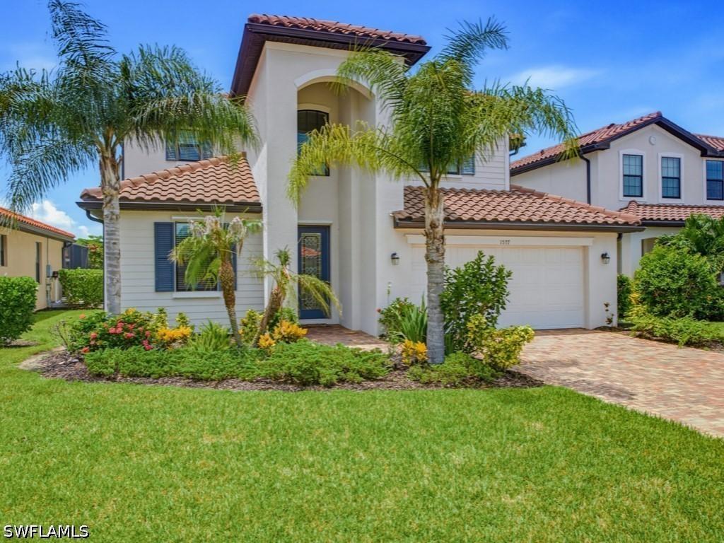 1577 Vizcaya Ln., Naples, FL 34113
