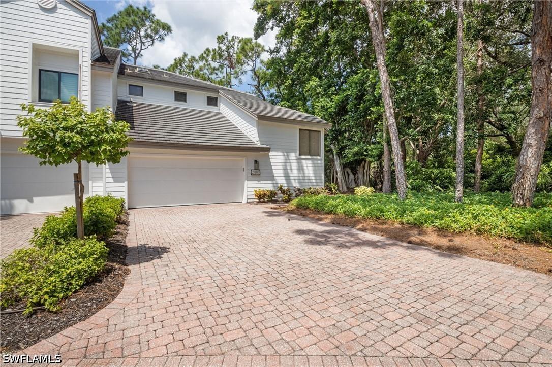 27100 Oakwood Lake Dr., Bonita Springs, FL 34134