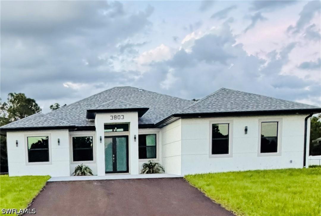 3803 41st Ave., Naples, FL 34120
