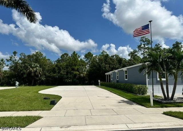 1204 Diamond Lake Cir., Naples, FL 34114