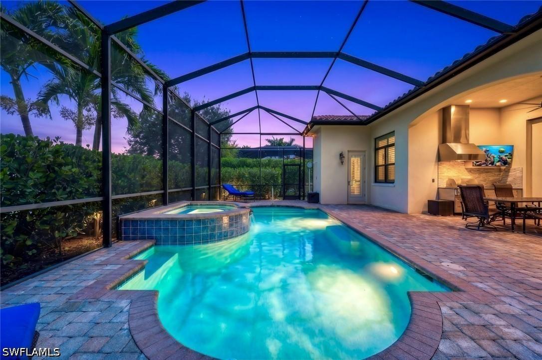 9461 Napoli Ln., Naples, FL 34113