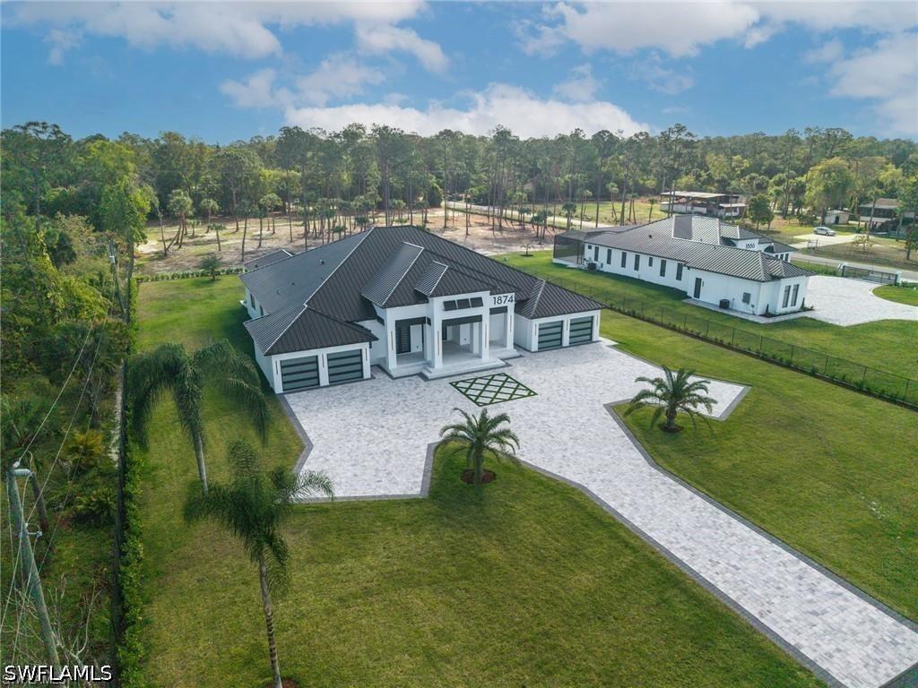 1874 39th St., Naples, FL 34117
