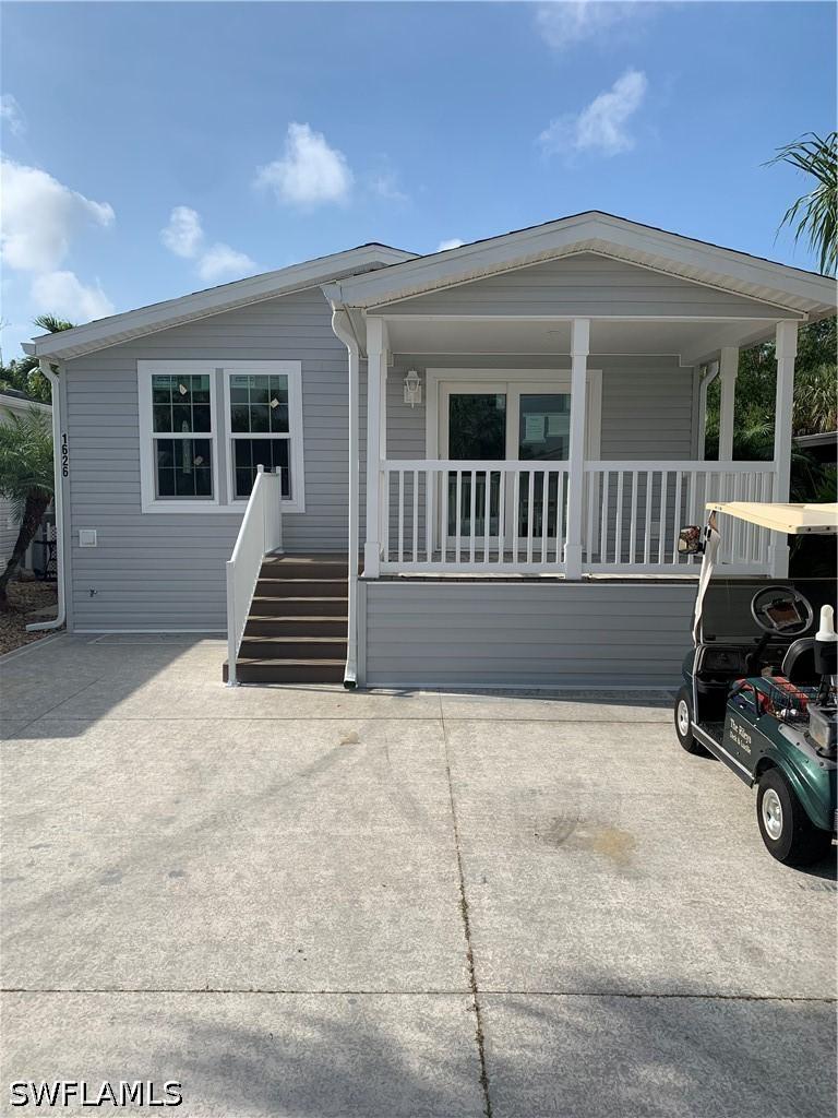 1626 Diamond Lake Cir., Naples, FL 34114
