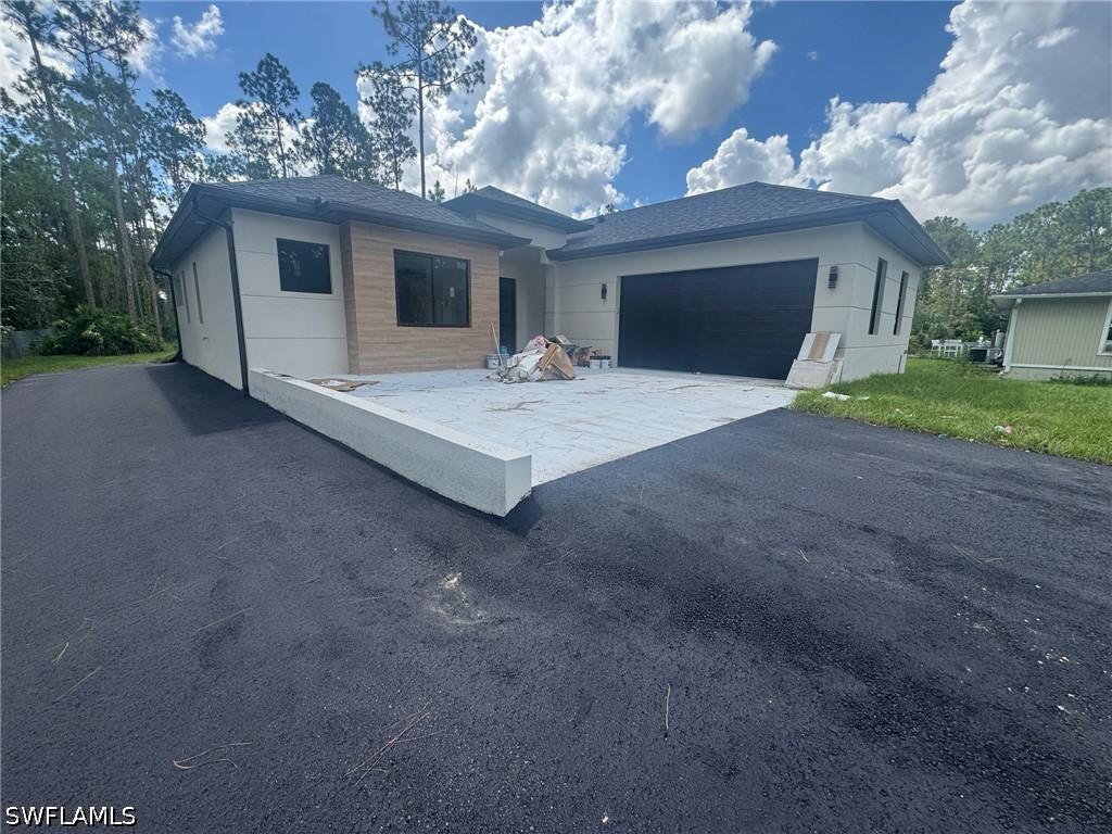 628 20th St., Naples, FL 34117
