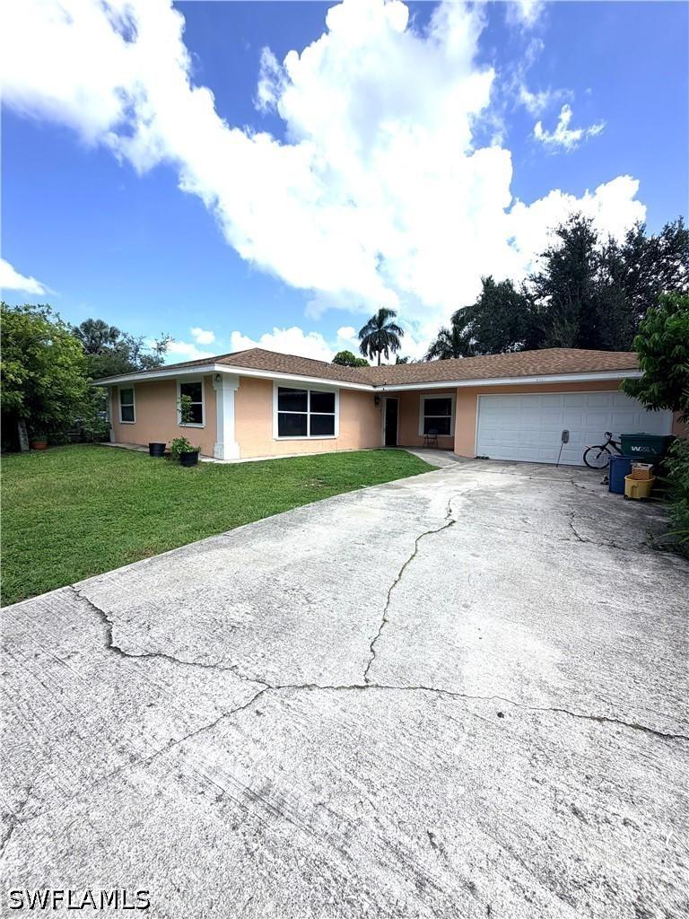 5447 Sholtz St., Naples, FL 34113