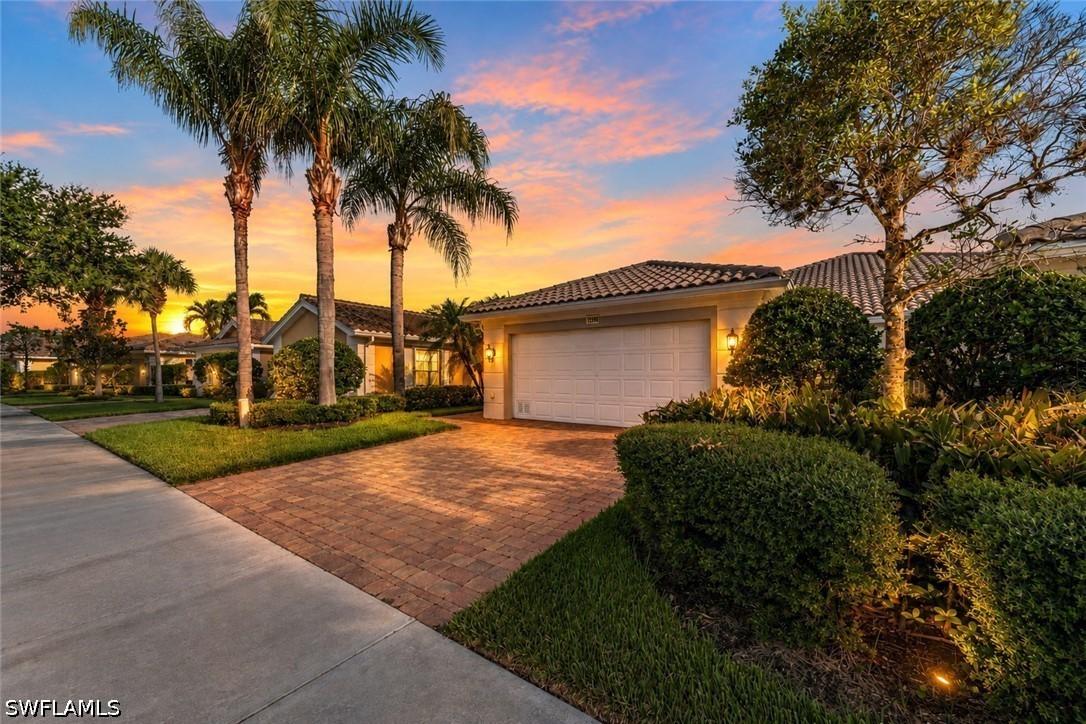 15500 Orlanda Dr., Bonita Springs, FL 34135