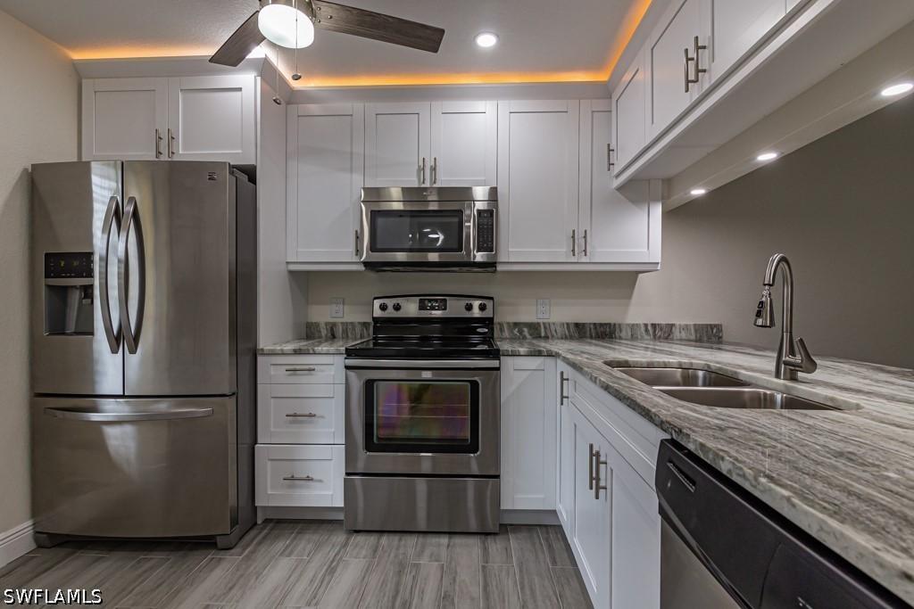2562 Kings Lake Blvd. #102, Naples, FL 34112
