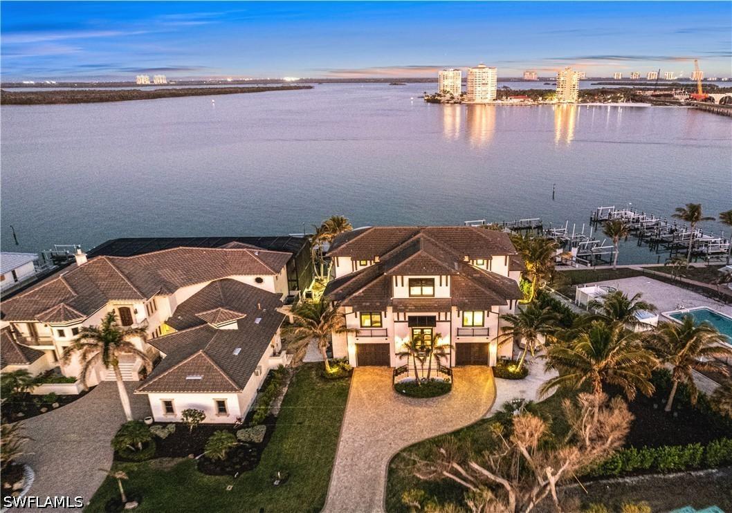 160 Little Carlos Ln., Fort Myers Beach, FL 33931