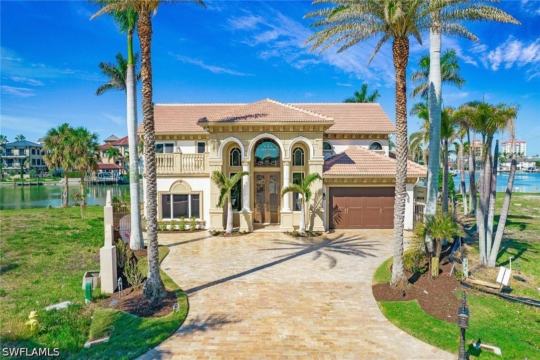 342 Germain Ave., Naples, FL 34108