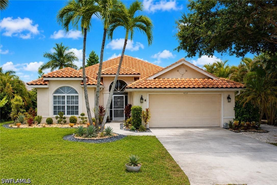 4242 Longshore Way, Naples, FL 34119