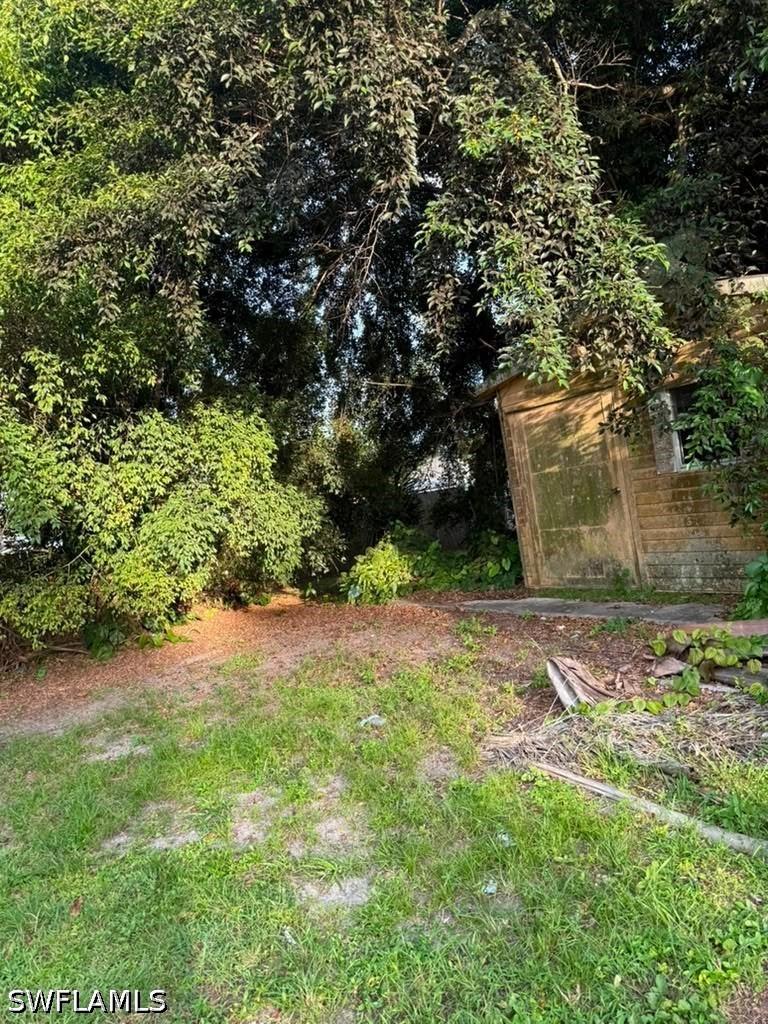5226 Dixie Dr., Naples, FL 34113