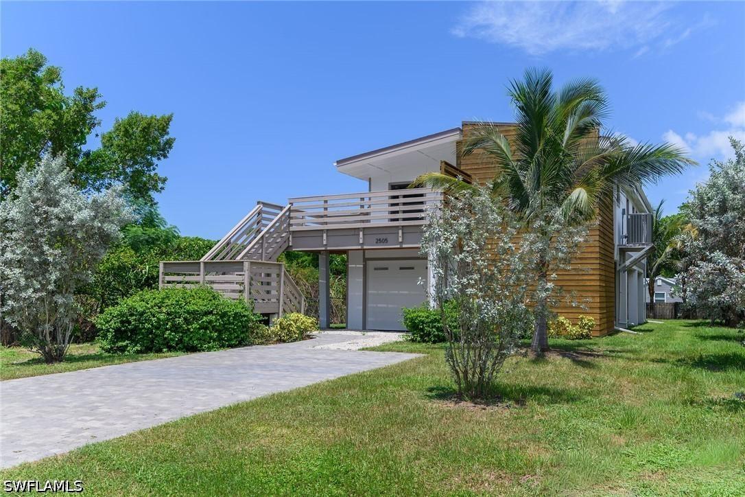2505 Storter Ave., Naples, FL 34112