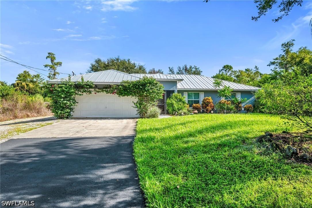 3525 35th Ave., Naples, FL 34120