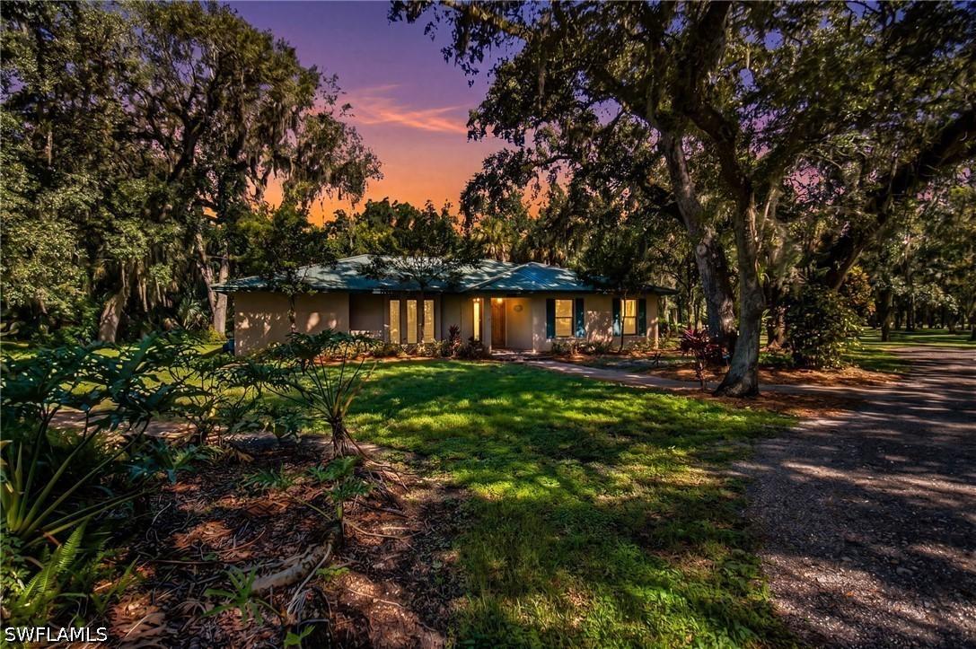 670 Rope Bend Dr., Labelle, FL 33935
