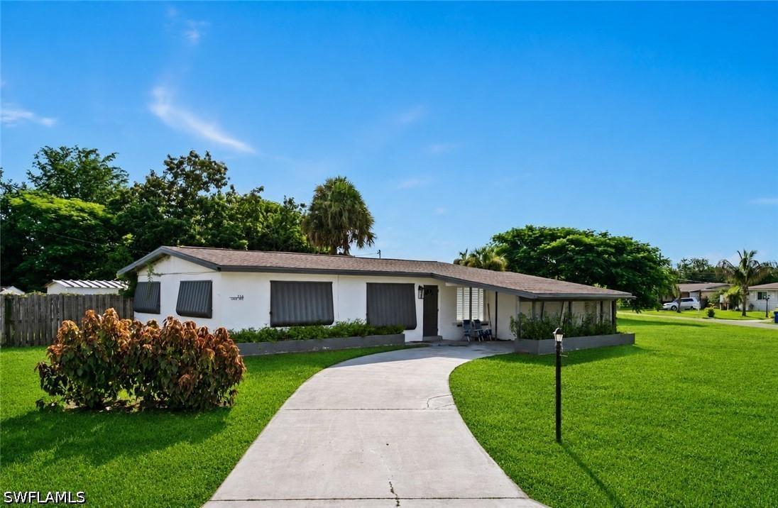 116 Lake Ave., Lehigh Acres, FL 33936