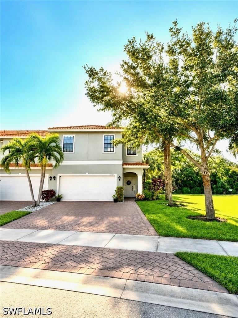 15338 Summit Place Cir. #163, Naples, FL 34119
