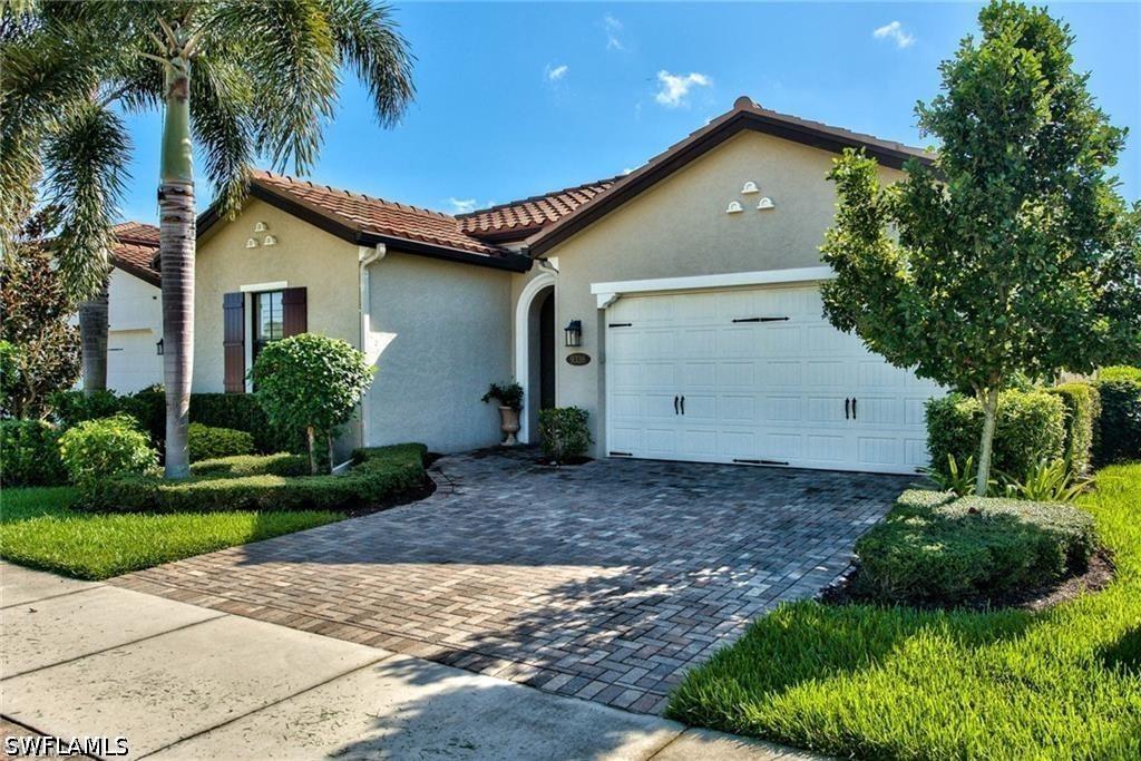 9336 Woodhurst Dr., Naples, FL 34120