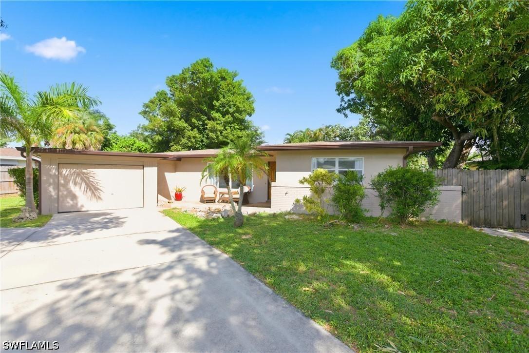 1259 Stadler Dr., Fort Myers, FL 33901