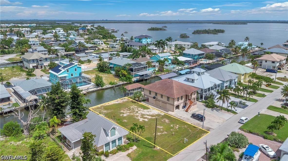 185 Egret St., Fort Myers Beach, FL 33931