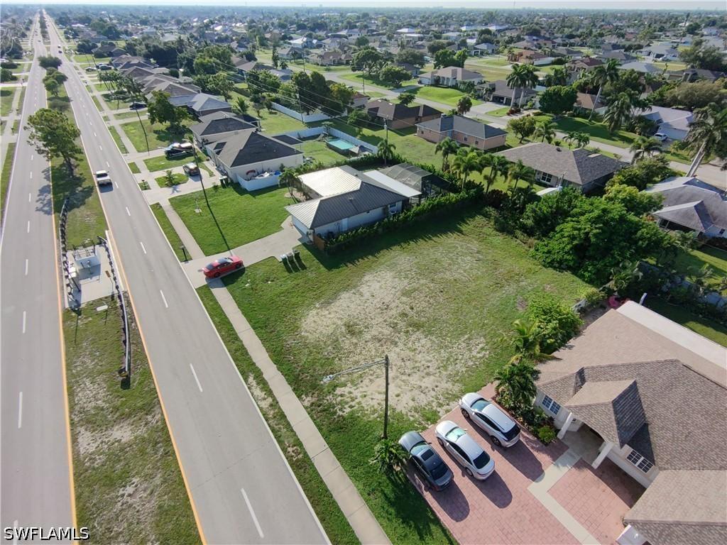 1222 Gleason Pkwy., Cape Coral, FL 33914