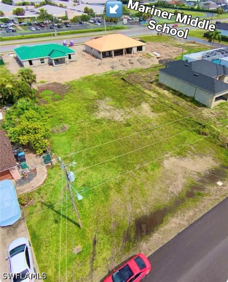 437 NW 16th Pl., Cape Coral, FL 33993