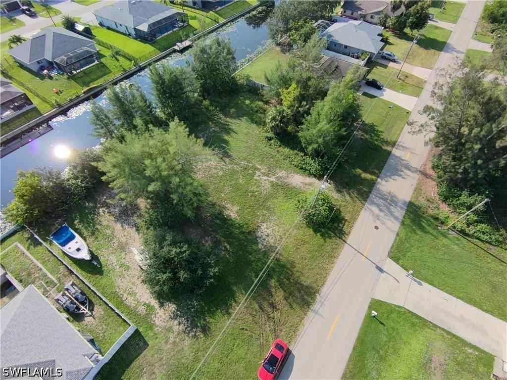951 SW 15th Pl., Cape Coral, FL 33991