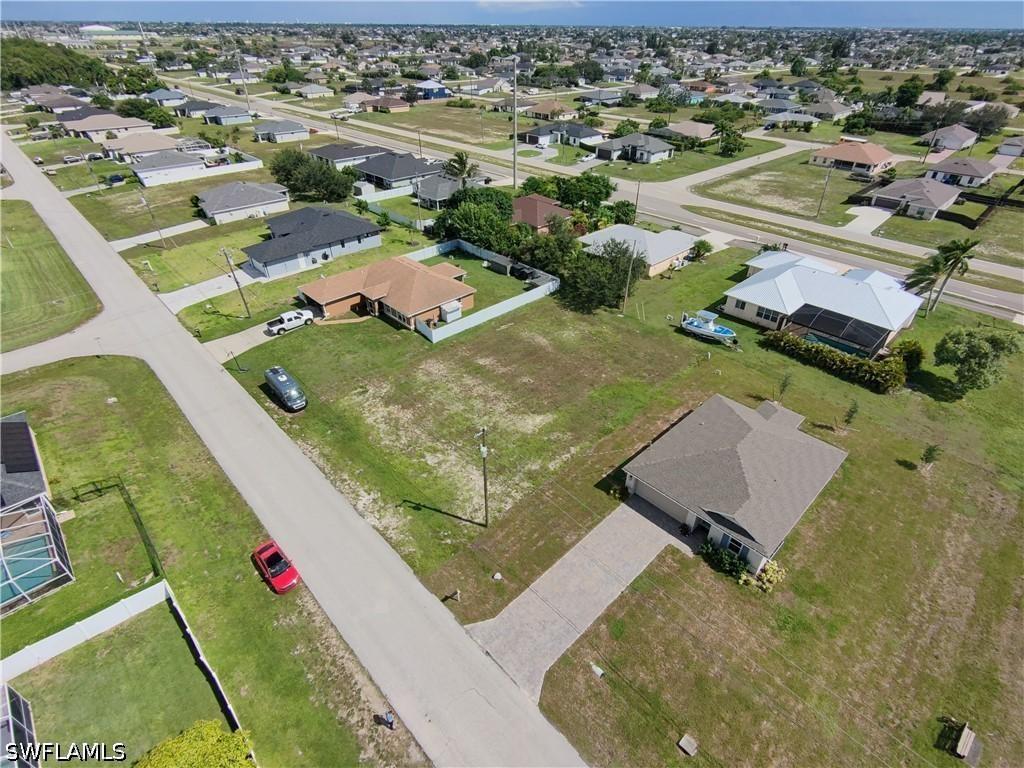 1920 NW 24th Ter., Cape Coral, FL 33993