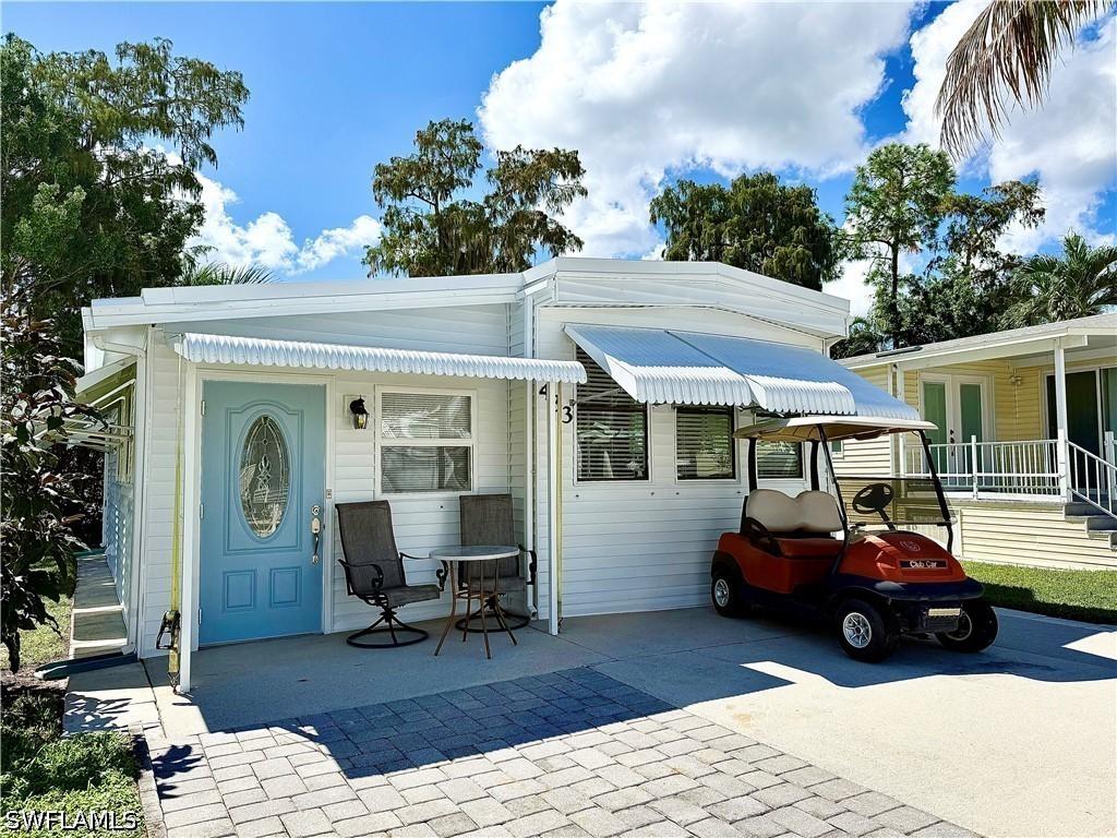 433 Cheetah Dr., Naples, FL 34114