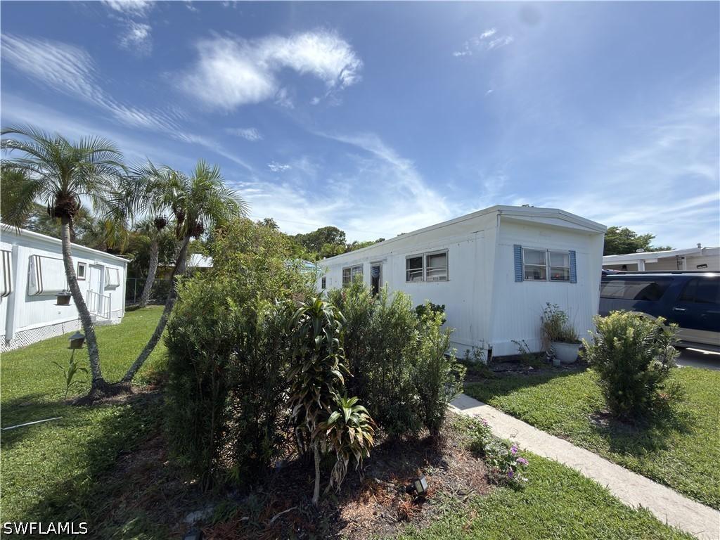 109 Enchanting Blvd., Naples, FL 34112