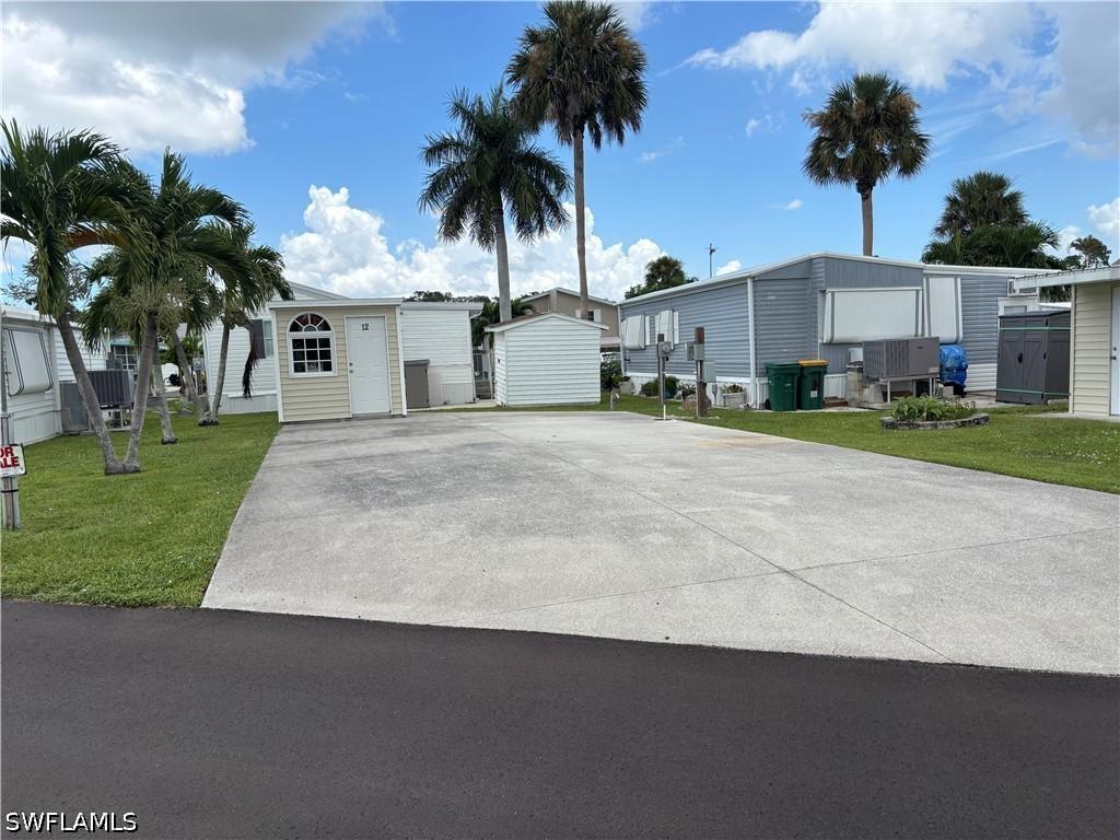 12 Pearl Dr., Naples, FL