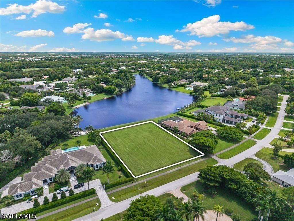 820 Cassena Rd., Naples, FL 34108
