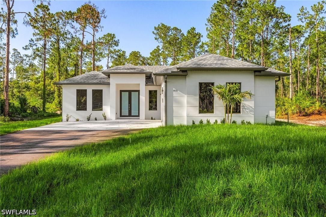 4210 66th Ave., Naples, FL 34120