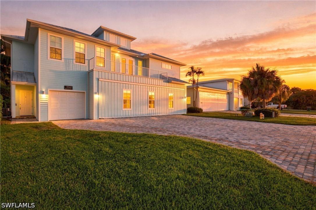 3967 Skyway Dr., Naples, FL